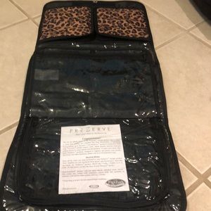 Preserve jewelry keeper